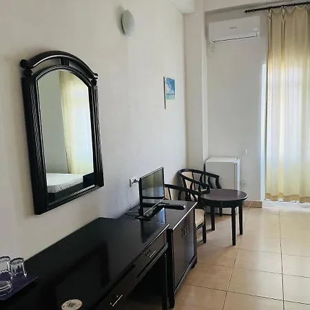 Perla 3*